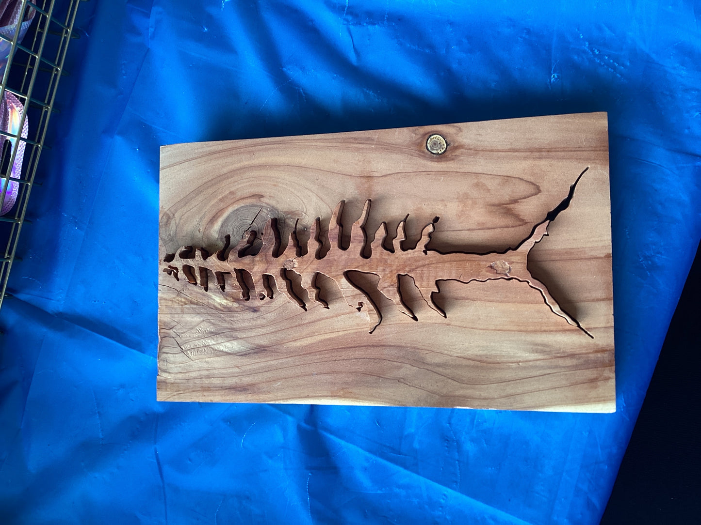 Raised wooden tree