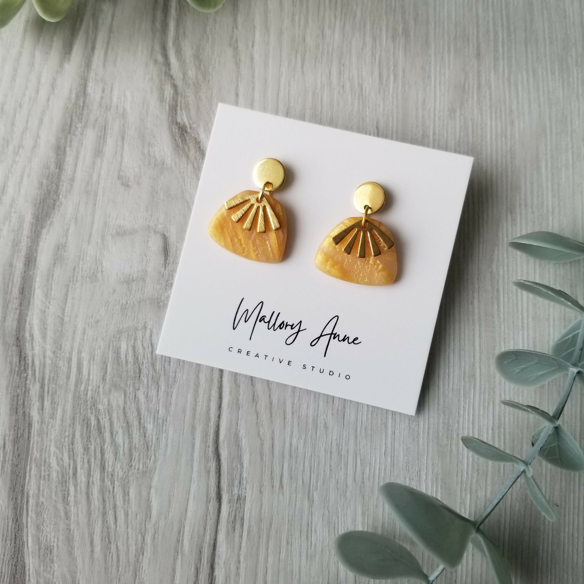 Golden Fan Earring