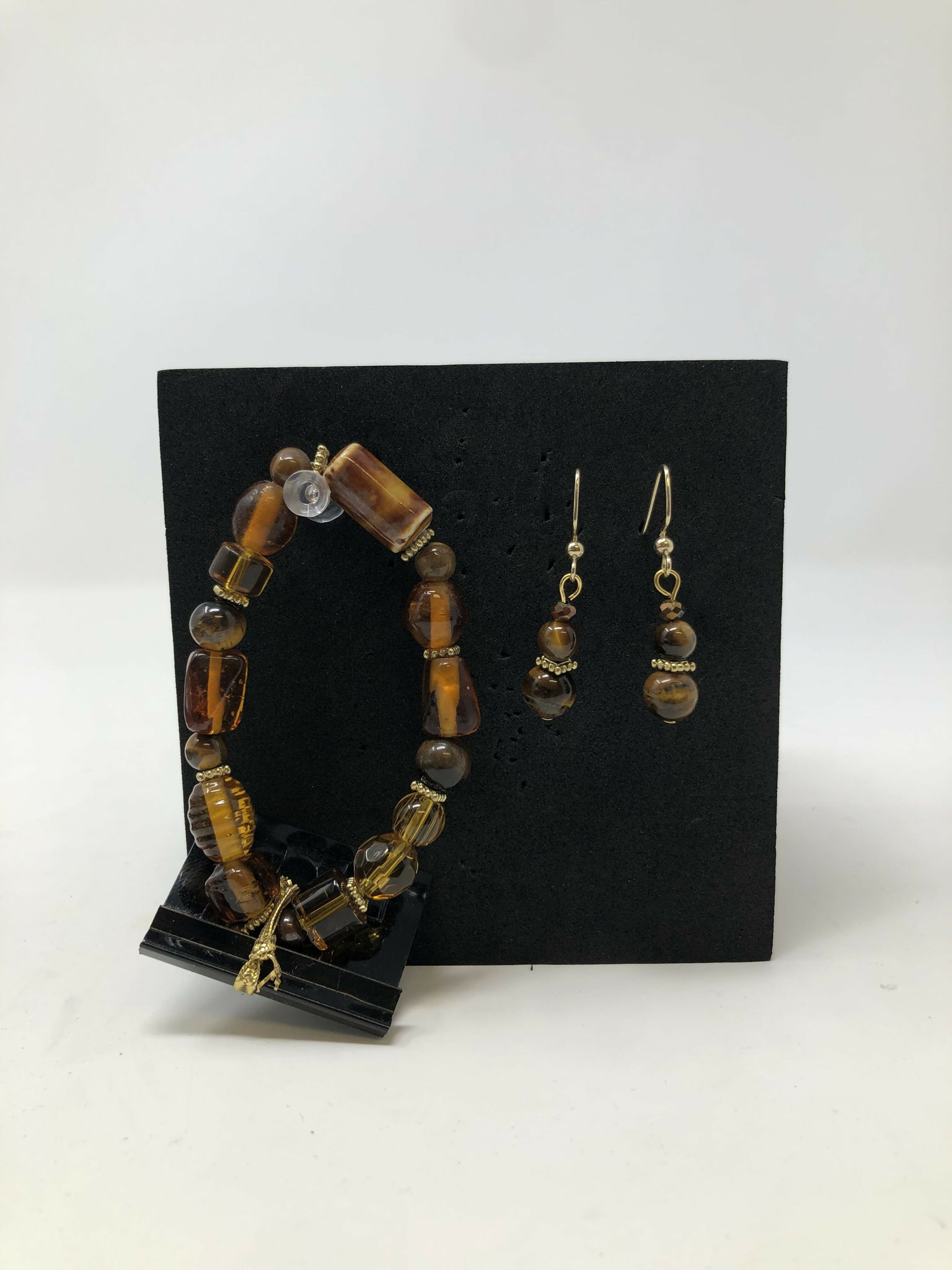 Bracelet and Earing Set.