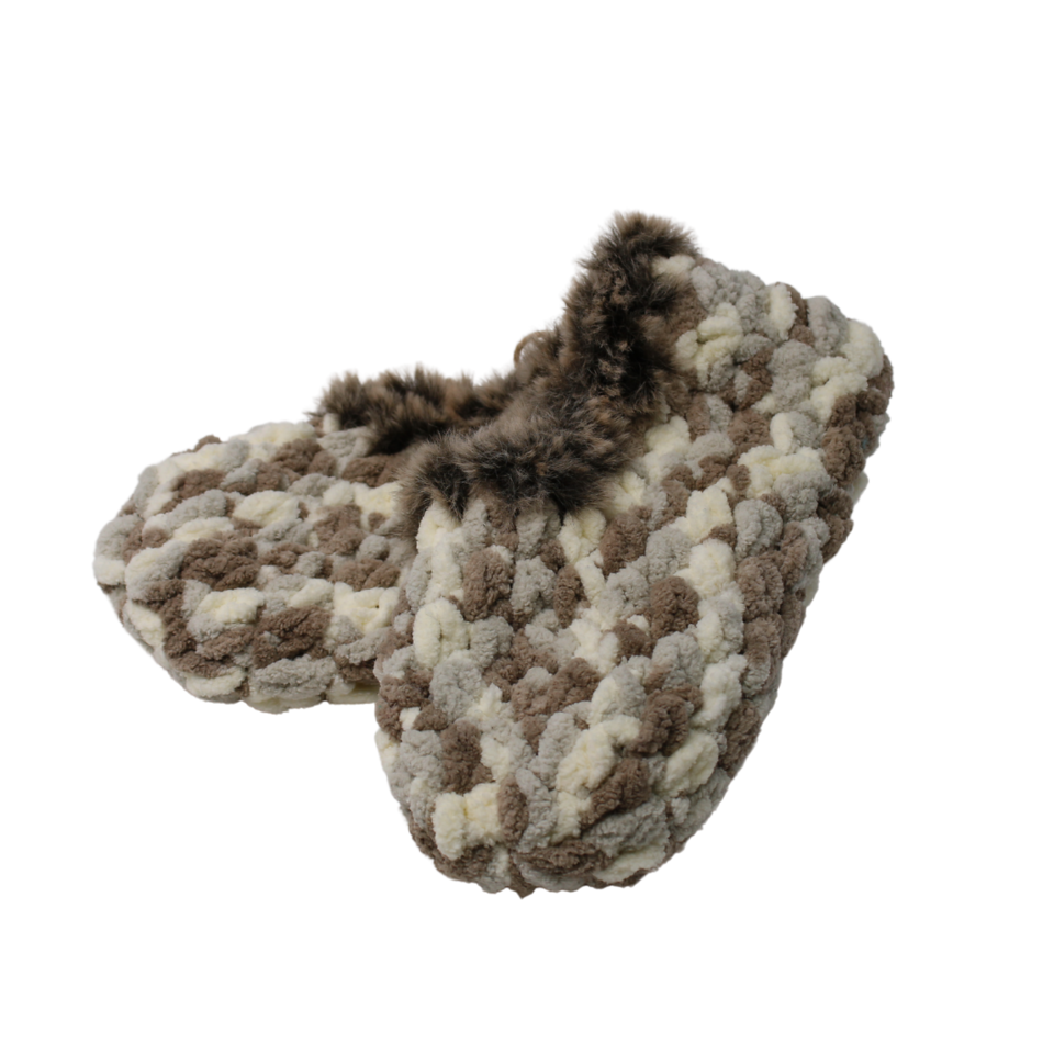 Childrens Knit fur lined slippers